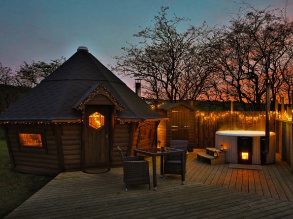 Bilberry Lodge at night